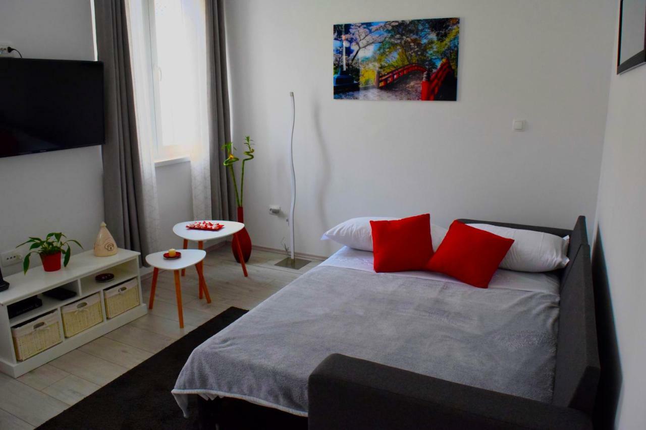 Tnt Apartment Zara Esterno foto